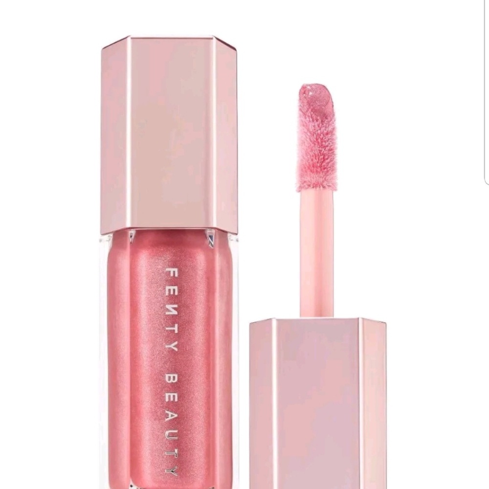 Fenty Fussy gloss BOMB lip luminizer